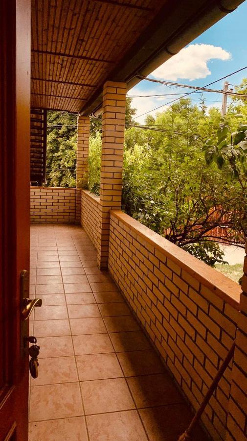 Henrietta Vendeghaz Apartment Domoszlo Exterior foto